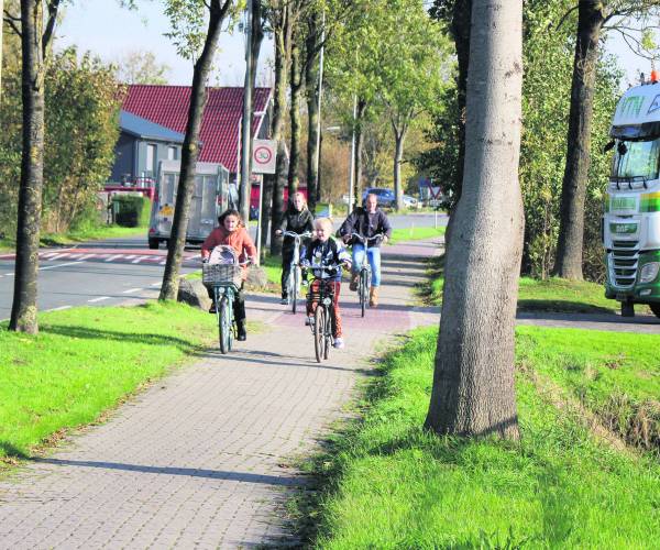 'Geen geld voor een veilig fietspad langs Doniaweg in Hallum'
